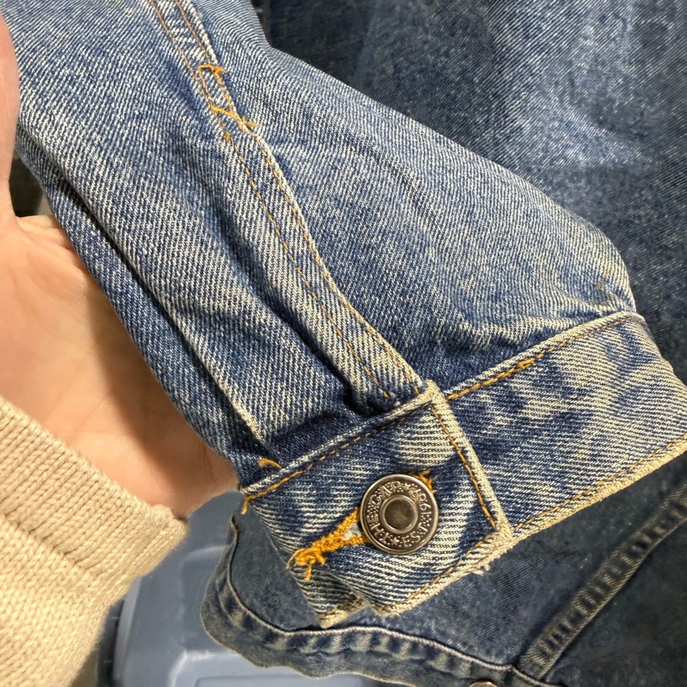 vintage Gap denim trucker jacket with a leather collar M unisex - Picture 3 of 12
